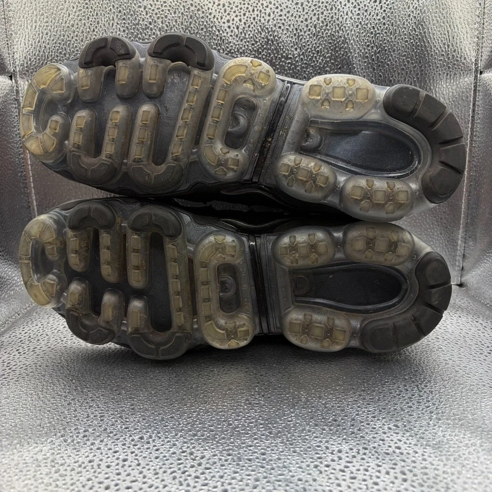 Size 10 Nike Air VaporMax Plus SE Black Womens‎ Lace Up Running Shoes DH1063-001